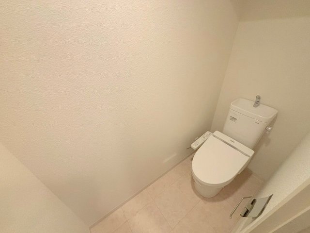 ラルシェパルク新大阪のトイレ写真