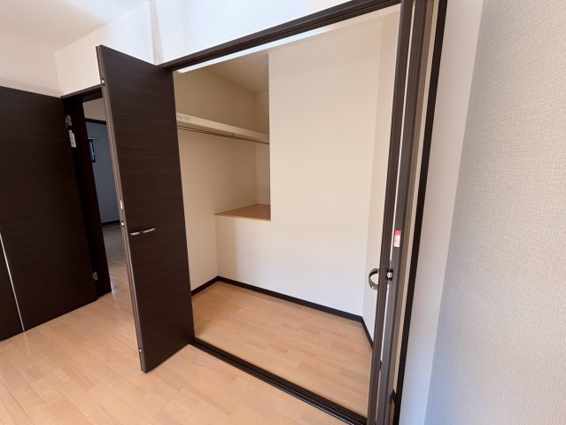 収納　折戸町2-1-2戸建賃貸