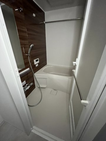 バス・シャワールーム　(参考)同マンション同間取り他部屋の写真