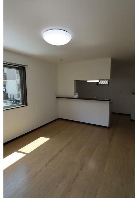 居室・リビング　落ち着いた綺麗なお部屋です♪