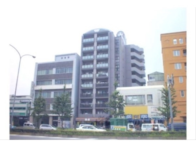 京都市中京区姉西堀川町のマンションの建物外観