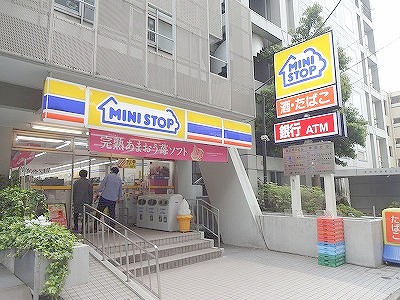 コンビニ　ミニストップ代々木2丁目店（コンビニ）まで209m