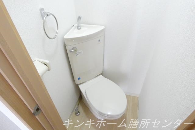 【稲津テラスハウスのトイレ】