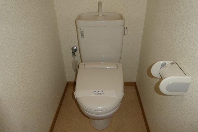 【ユーミー川辺のトイレ】