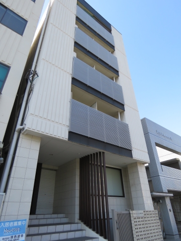 大阪府堺市堺区南旅篭町西１（アパート）の賃貸物件の外観
