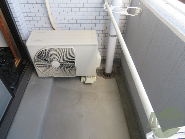 バルコニー　広いバルコニーが付いているので晴れたは洗濯物が沢山干せますね