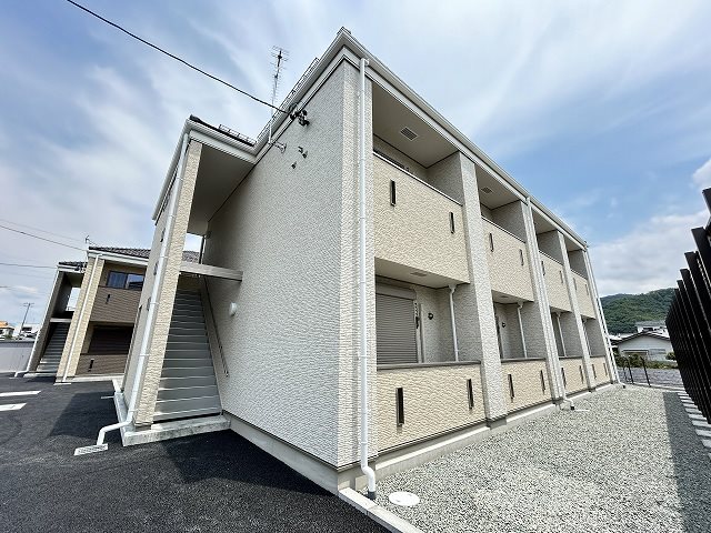 COZYの建物外観