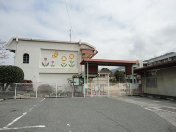 【広島市東区馬木のアパートの幼稚園・保育園】