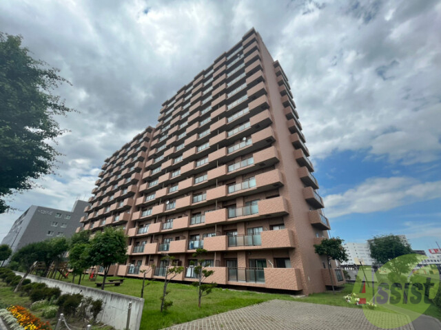 札幌市北区北三十五条西のマンションの建物外観