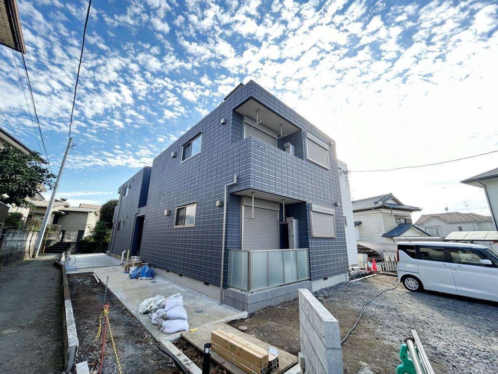 横浜市泉区和泉中央北のマンションの建物外観