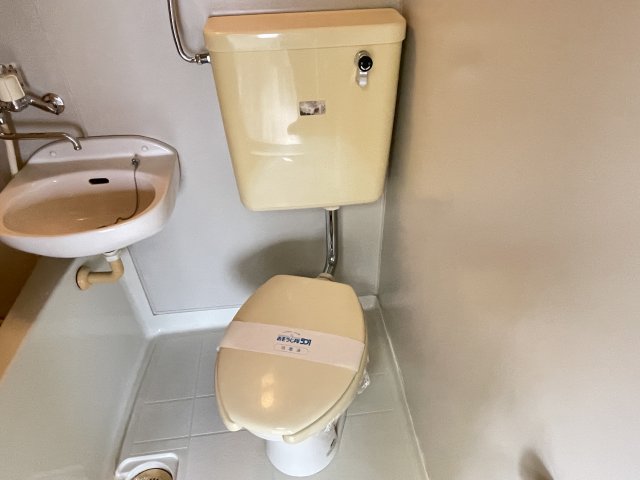 トイレ　コンパクトで使いやすいトイレです