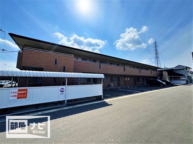 【フォブール太田南の建物外観】