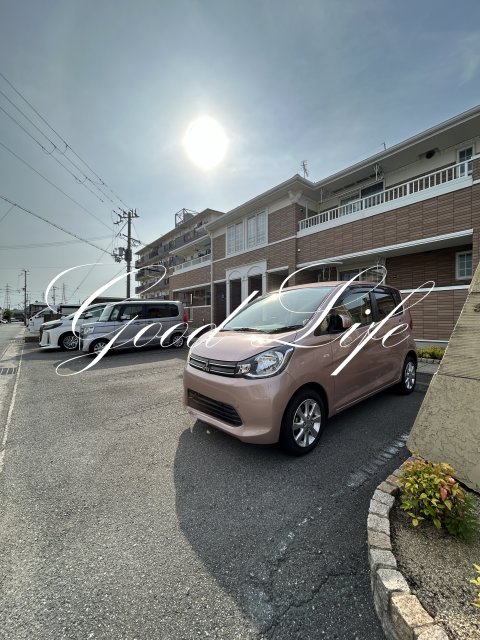 【加古郡播磨町東本荘のアパートの駐車場】