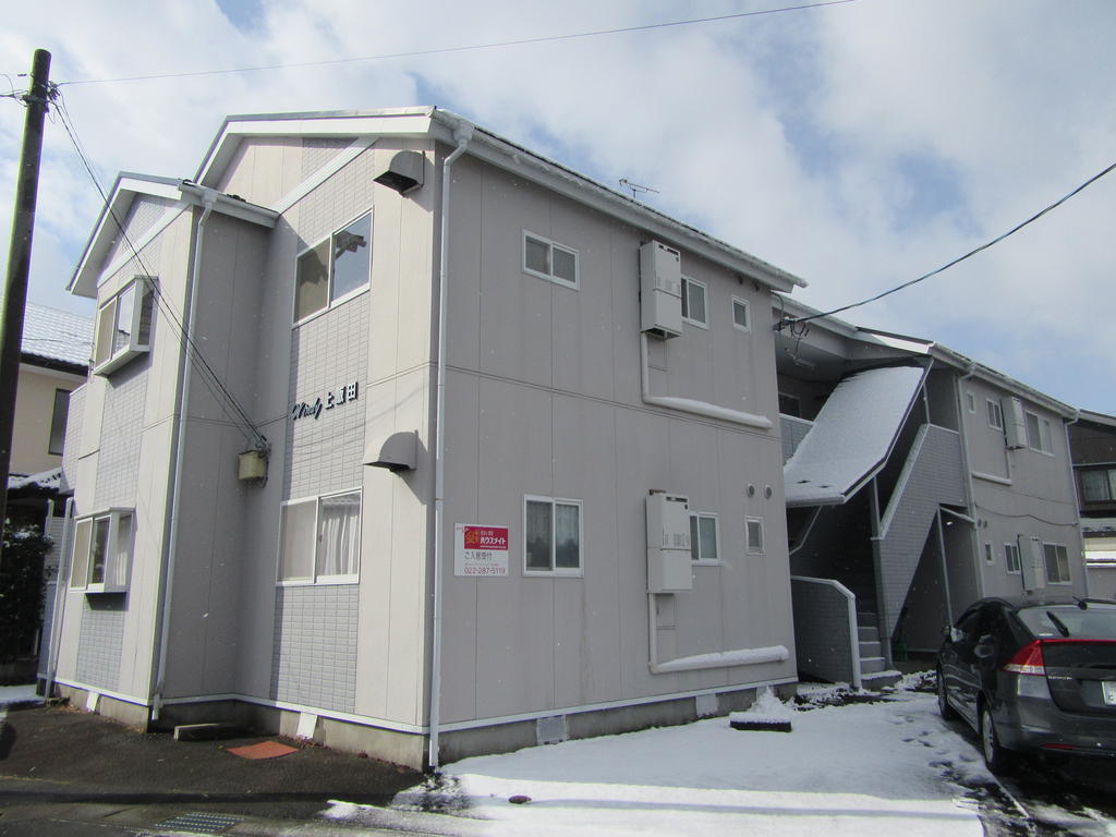 ウィンディ上飯田の建物外観