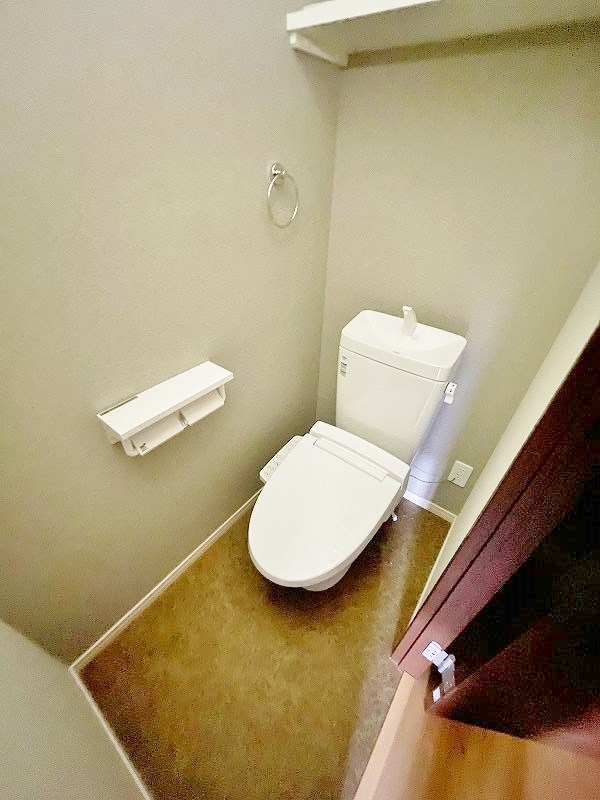 トイレ　★温水洗浄便座トイレ★