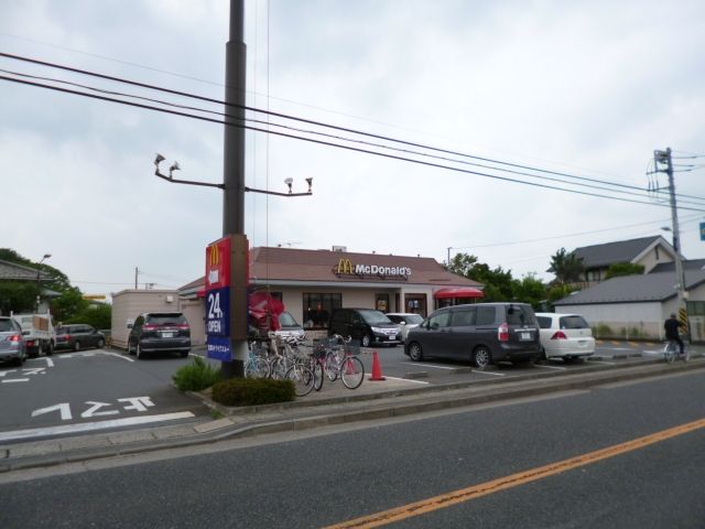 飲食店　マクドナルド（飲食店）まで920m
