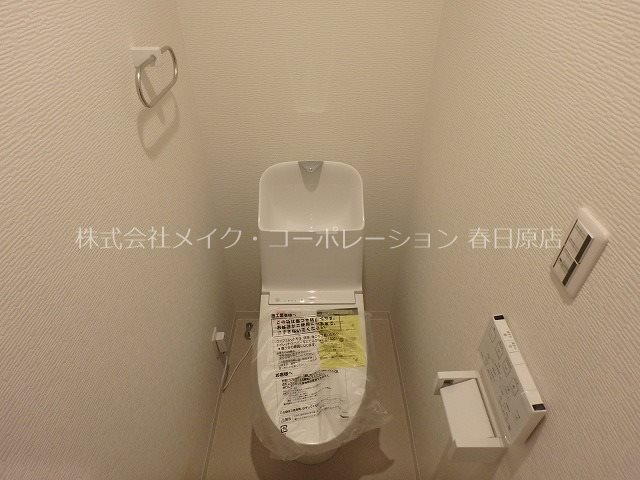 トイレ　写真は同型タイプ