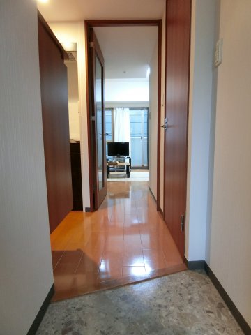 玄関　詳細は、RISUMO江坂本店→06 6155-7137まで♪