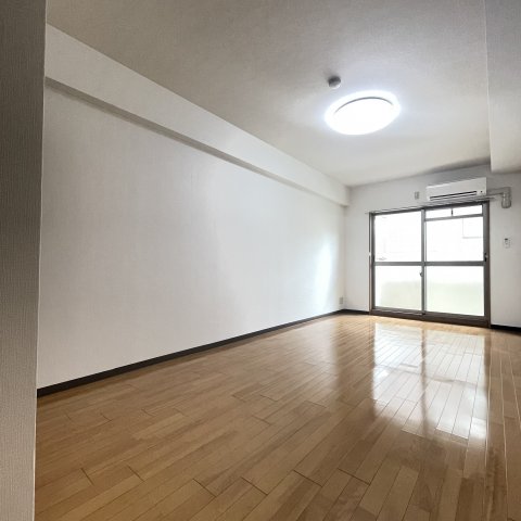 居室・リビング　同仕様タイプです