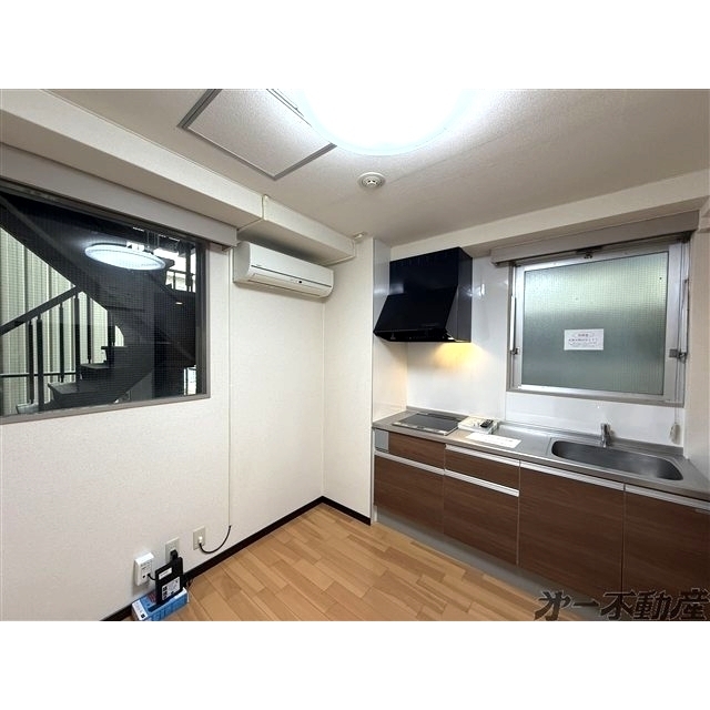 居室・リビング　洋室