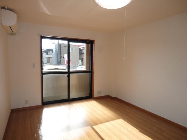 居室・リビング　洋室（9.1帖）