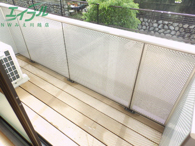 バルコニー　バルコニー