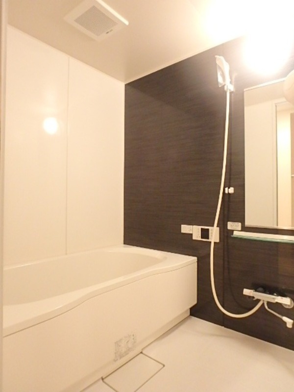 バス・シャワールーム　図面と現状に相違がある場合には現状を優先