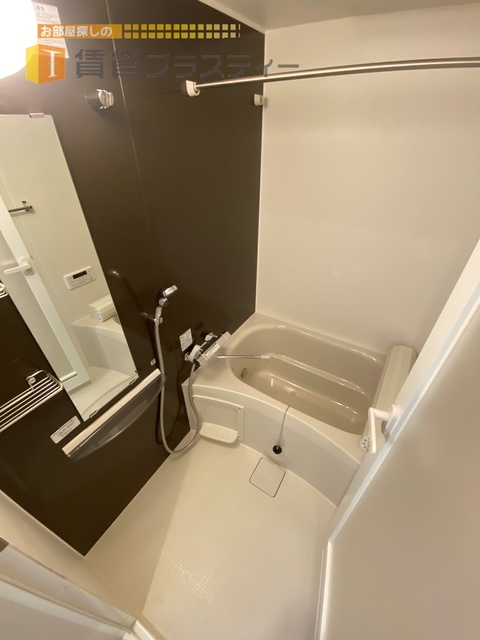 バス・シャワールーム　一日の疲れを癒してくれるバスルーム