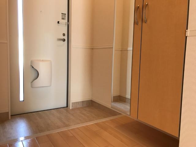 玄関　玄関（イメージ）