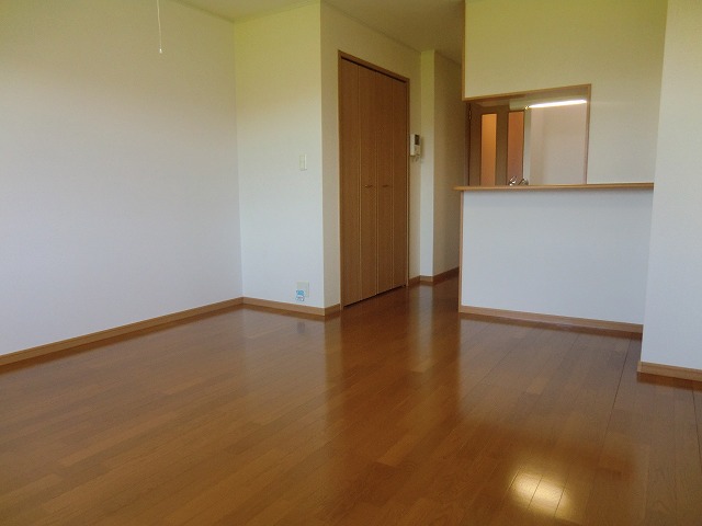 居室・リビング　写真は同型シリーズです。