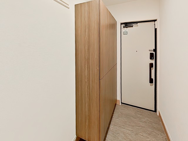 玄関　※写真は同タイプ住戸です。