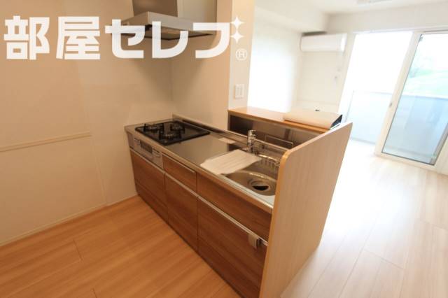 キッチン　モデルルーム参照