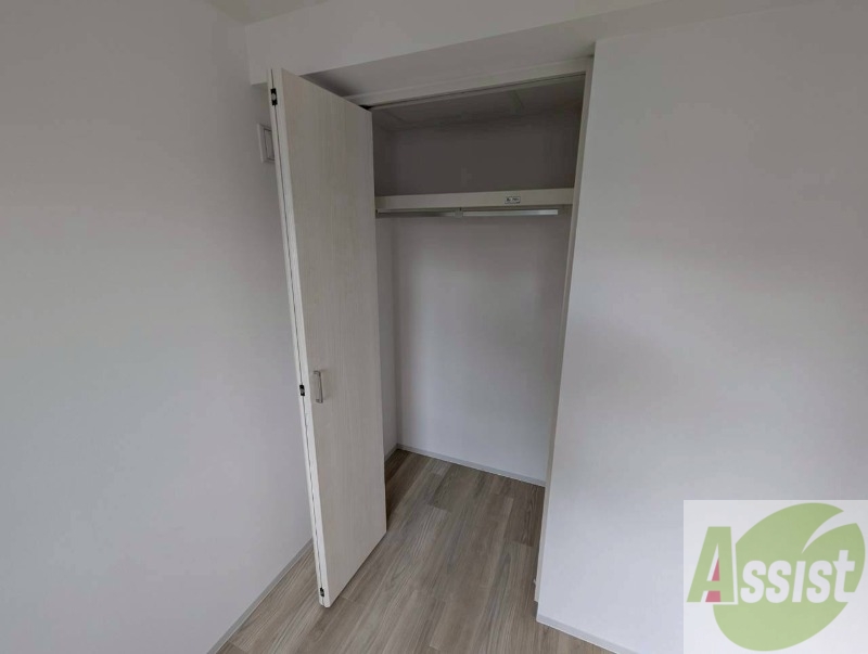 収納　洋室にはクローゼットがあるのですっきり片付きそうです。