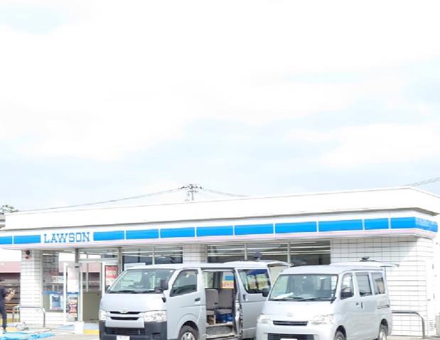 コンビニ　ローソン高岡笹川店（コンビニ）まで566m