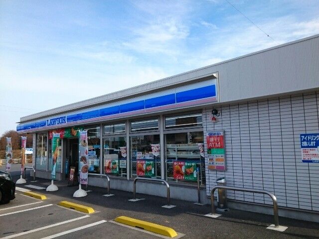 コンビニ　ローソン甘楽町役場前店（コンビニ）まで500m