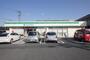 コンビニ　ファミリーマート小倉中貫二丁目店（コンビニ）まで690m