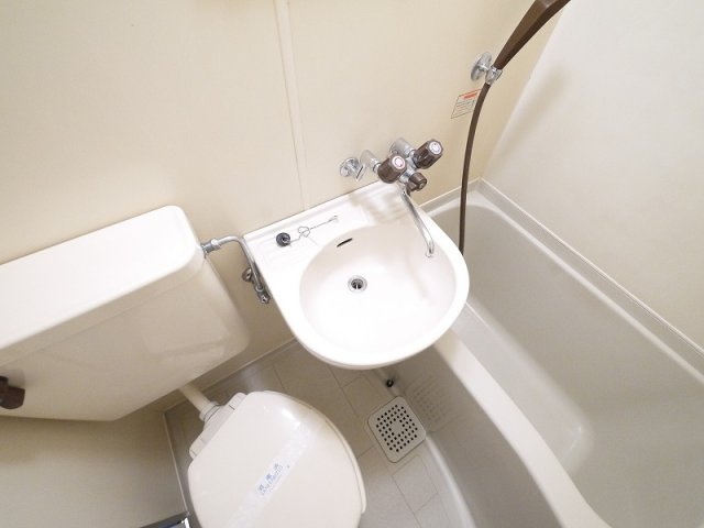 その他設備　洗面台も綺麗です