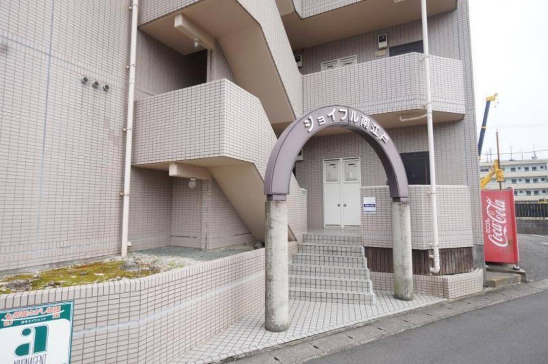 エントランス　エントランス