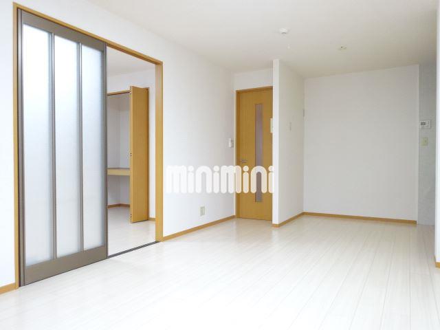 居室・リビング　リビングも広く使える間取りです。