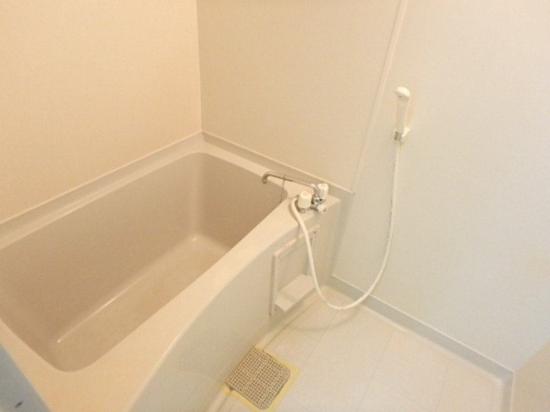 バス・シャワールーム　図面と現状に相違がある場合には現状を優先