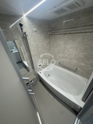 バス・シャワールーム　Alivis野田阪神　風呂