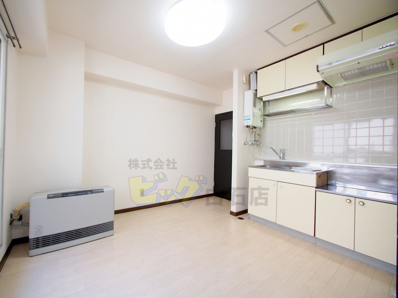 居室・リビング　入居条件なんでもご相談ください♪