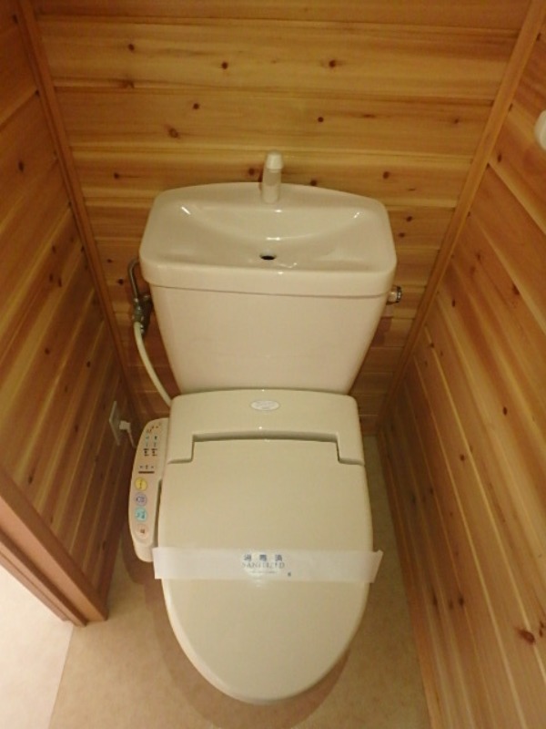 トイレ　図面と現状に相違がある場合には現状を優先