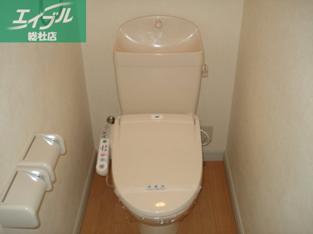 トイレ　シャワー付トイレ