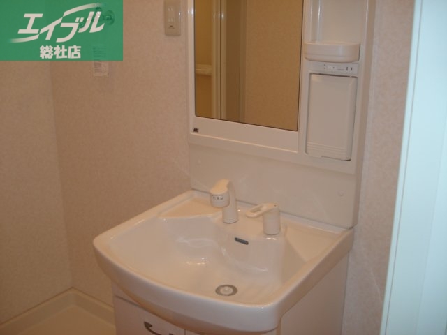 洗面設備　洗髪洗面化粧台