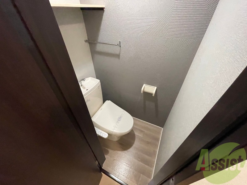 トイレ　トイレです。ウォシュレット付を探している方、おすすめです。