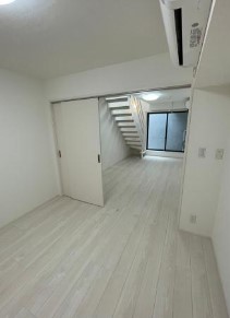 居室・リビング　内観1