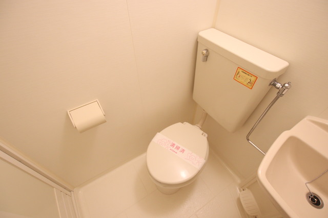 トイレ　トイレ