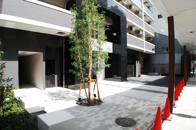 エントランス　アーデンタワー本町イースト　エントランス