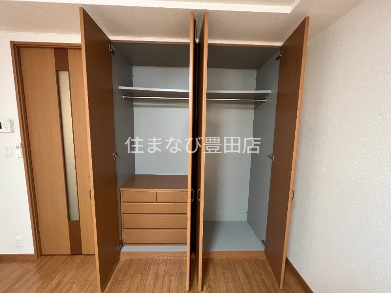 収納　同型別部屋写真